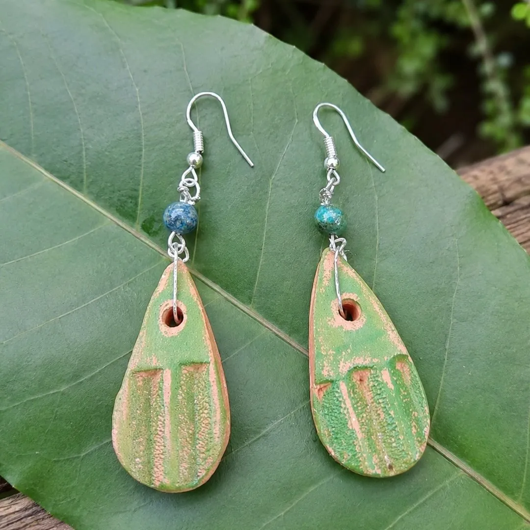 Brinco Gota Verde – Cerâmica Artesanal com Jaspe Verde - foto 2